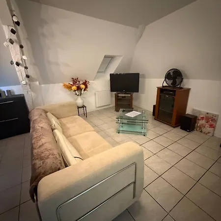 1 Salle A Manger Salon Rdc Apartment